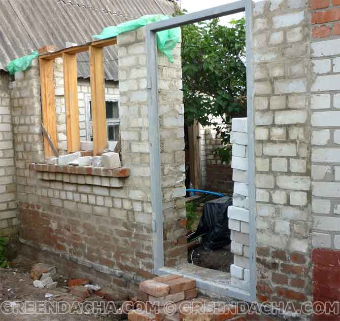 Выступ подоконника из кирпича. Выступ подоконника